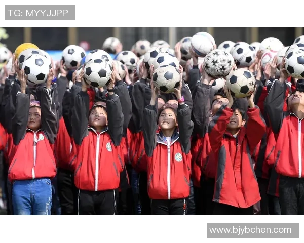 足球操搞笑大赛谁才是真正的球场搞笑王看他们如何用幽默征服全场